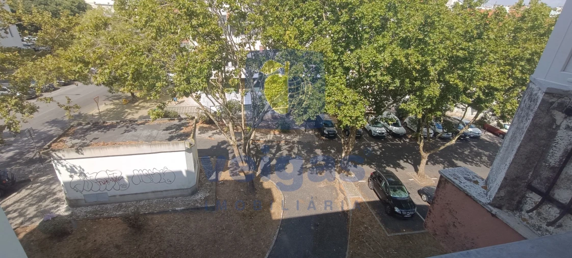 Apartamento T2 para Venda em Venteira Foto 42