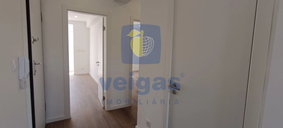 Apartamento T2 para Venda em Venteira Foto 30