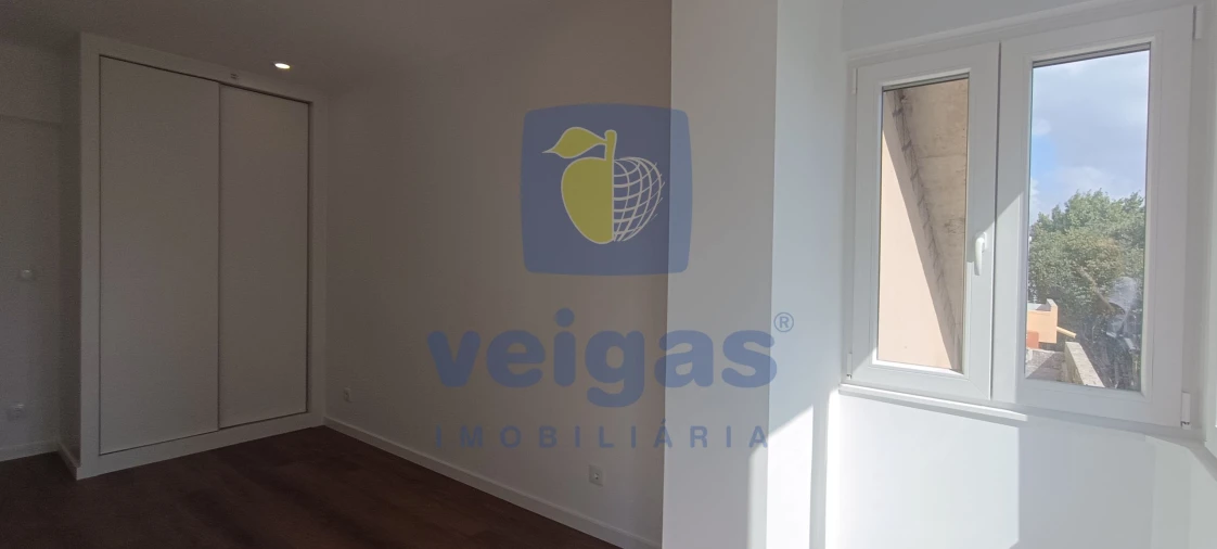 Apartamento T2 para Venda em Venteira Foto 28
