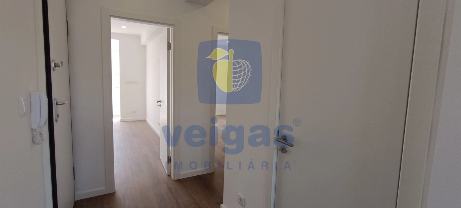 Apartamento T2 para Venda em Venteira Foto 30