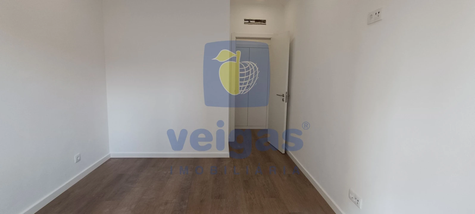 Apartamento T2 para Venda em Venteira Foto 29