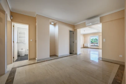 Apartamento T2 para Venda em São Vicente