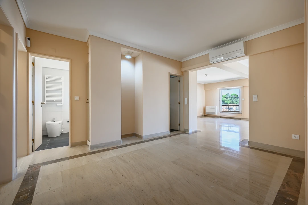 Apartamento T2 para Venda em São Vicente Foto 5