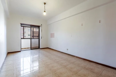 Apartamento T3 para Venda em Cacém e São Marcos