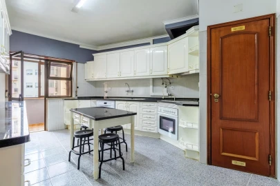 Apartamento T3 para Venda em Cacém e São Marcos
