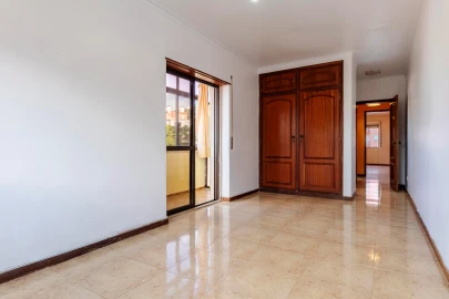 Apartamento T3 para Venda em Cacém e São Marcos
