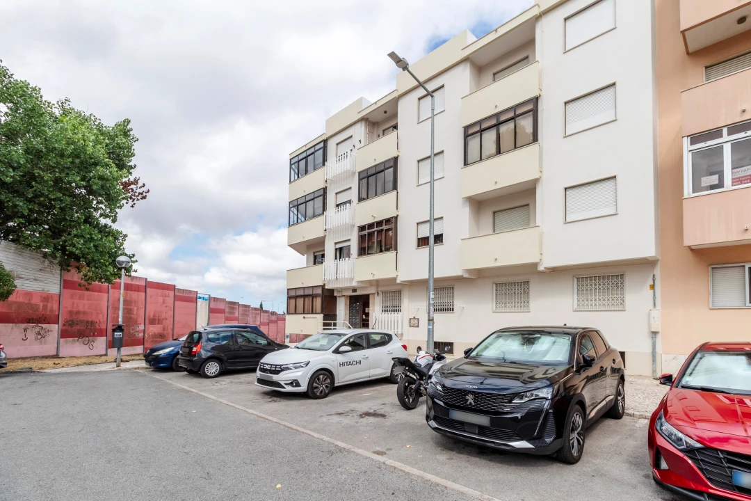 Apartamento T3 para Venda em Cacém e São Marcos Foto 55