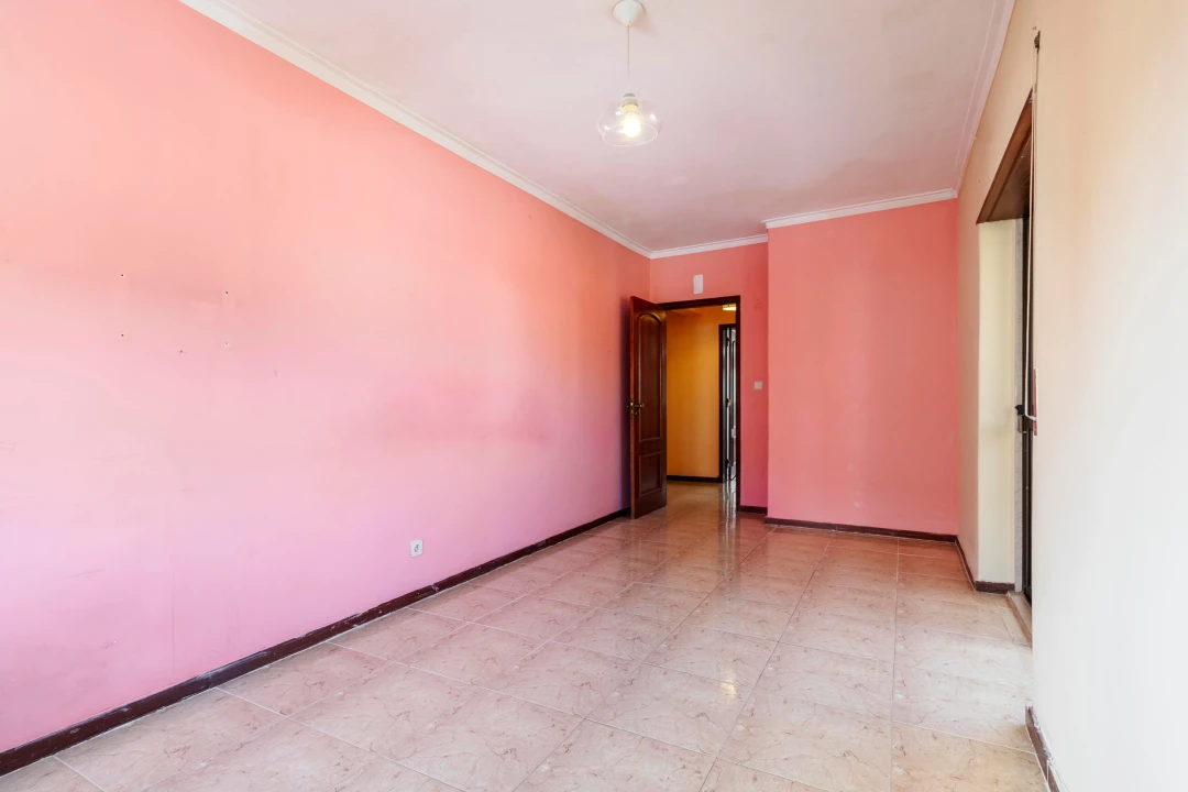 Apartamento T3 para Venda em Cacém e São Marcos Foto 35