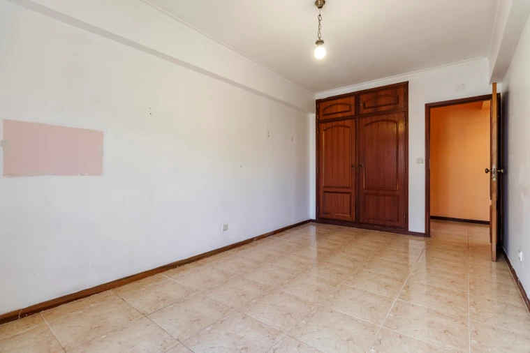 Apartamento T3 para Venda em Cacém e São Marcos Foto 27