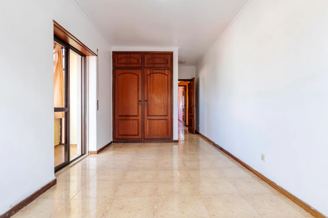 Apartamento T3 para Venda em Cacém e São Marcos Foto 42