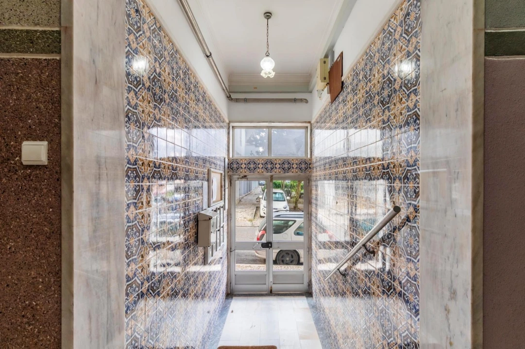 Apartamento T2 para Venda em Algueirão-Mem Martins Foto 33