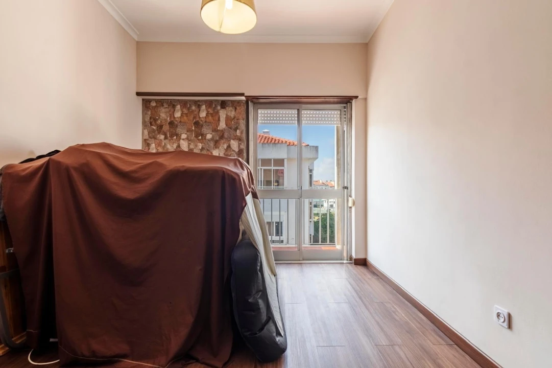 Apartamento T2 para Venda em Algueirão-Mem Martins Foto 17