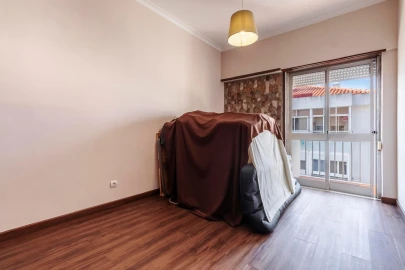 Apartamento T2 para Venda em Algueirão-Mem Martins