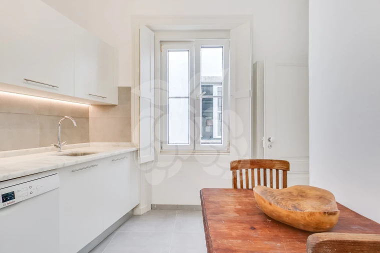Apartamento T3 para Venda em Campo de Ourique Foto 6