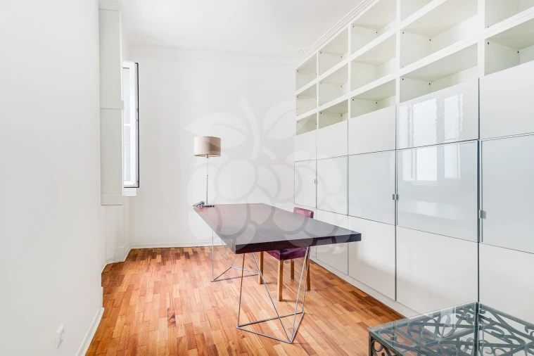 Apartamento T3 para Venda em Campo de Ourique Foto 11