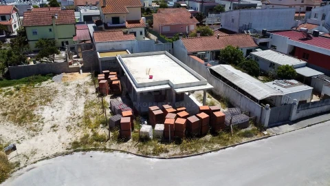Moradia T3 para Venda em Fernao Ferro