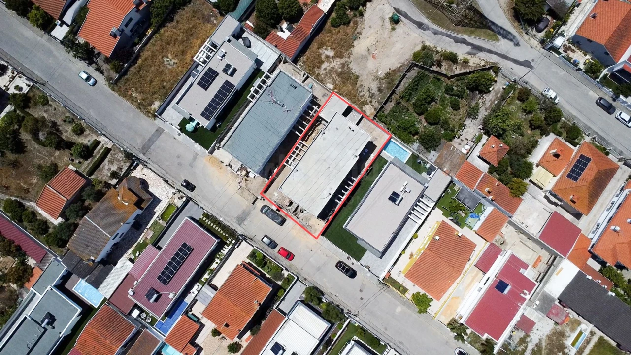 Moradia T4 para Venda em Fernao Ferro Foto 12