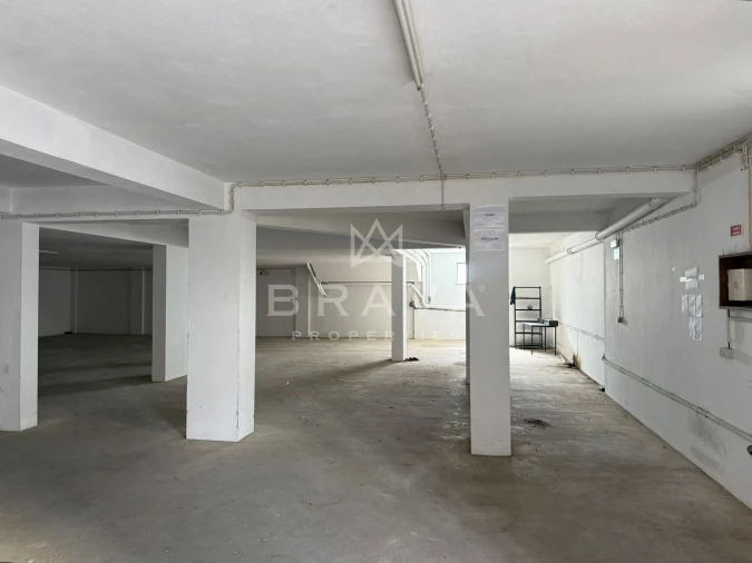 Garagem para Venda em Olhão Foto 4