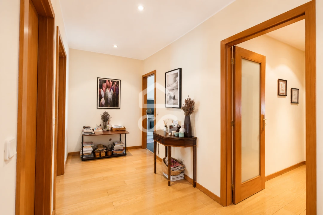 Apartamento T2 para Venda em Braga (Maximinos, Sé e Cividade) Foto 2