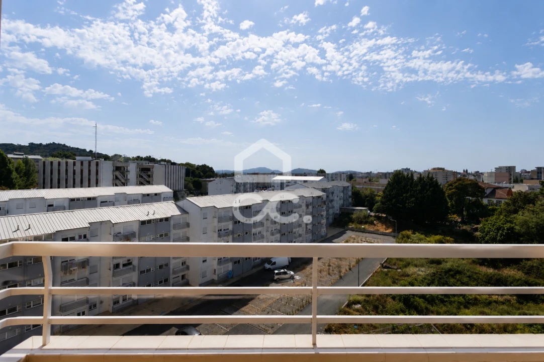 Apartamento T2 para Venda em Braga (Maximinos, Sé e Cividade) Foto 14