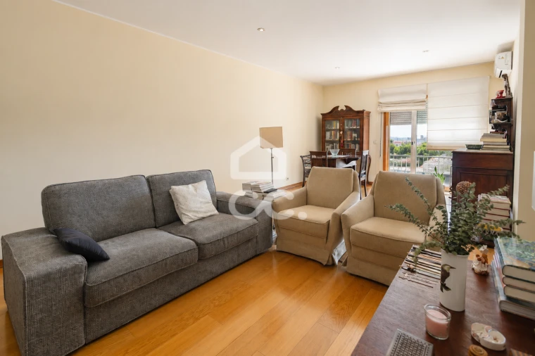 Apartamento T2 para Venda em Braga (Maximinos, Sé e Cividade) Foto 9