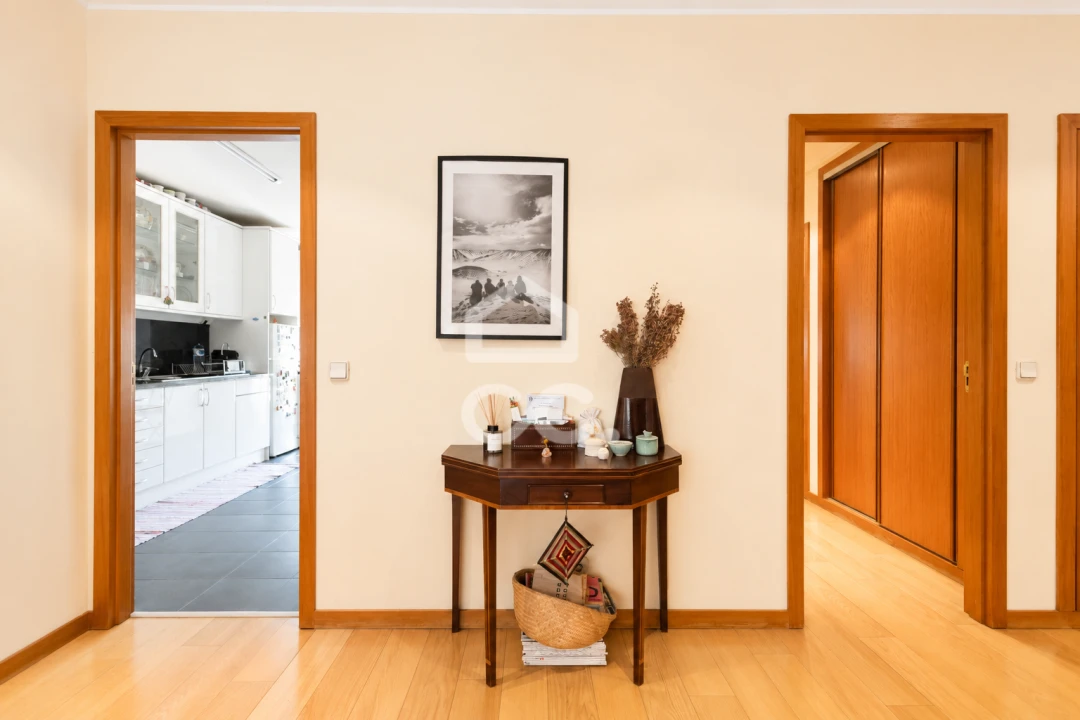 Apartamento T2 para Venda em Braga (Maximinos, Sé e Cividade) Foto 4