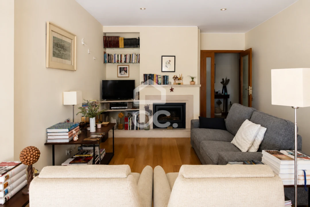 Apartamento T2 para Venda em Braga (Maximinos, Sé e Cividade) Foto 11