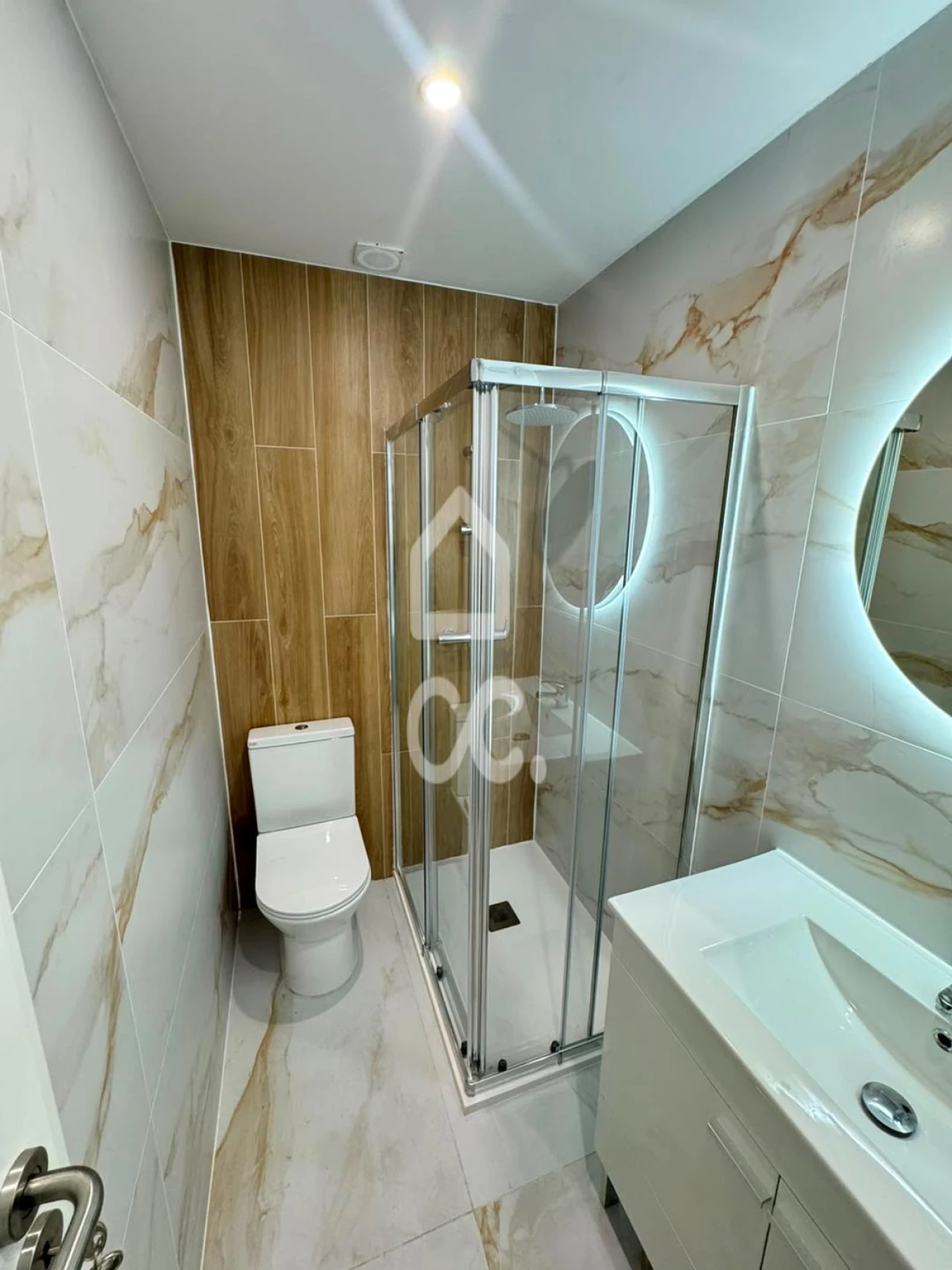Apartamento T2 para Venda em Sacavém e Prior Velho Foto 16