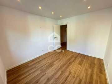 Apartamento T2 para Venda em Odivelas