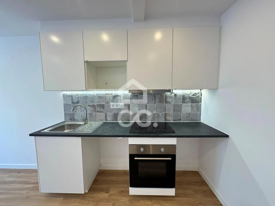 Apartamento T2 para Venda em Odivelas Foto 5