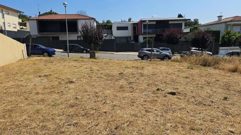 Terreno para Venda em Real, Dume e Semelhe