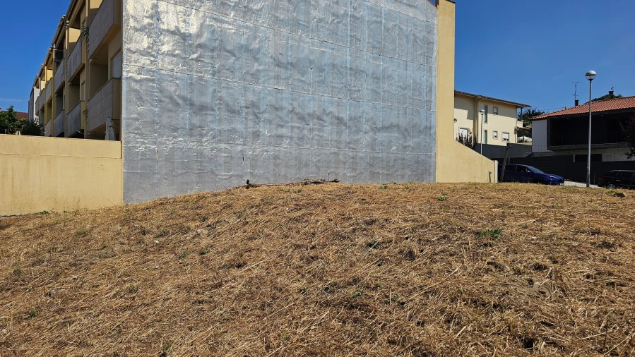 Terreno para Venda em Real, Dume e Semelhe Foto 9