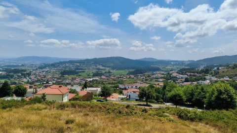 Terreno para Venda em Carapeços