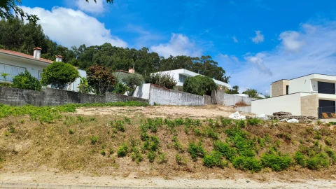 Terreno para Venda em Carapeços
