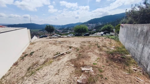 Terreno para Venda em Carapeços