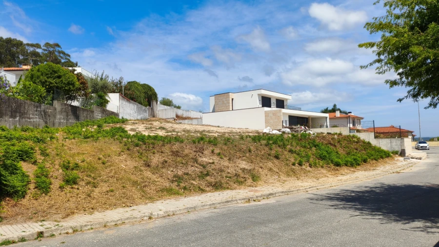 Terreno para Venda em Carapeços