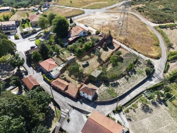 Moradia T1 para Venda em Avessadas e Rosém