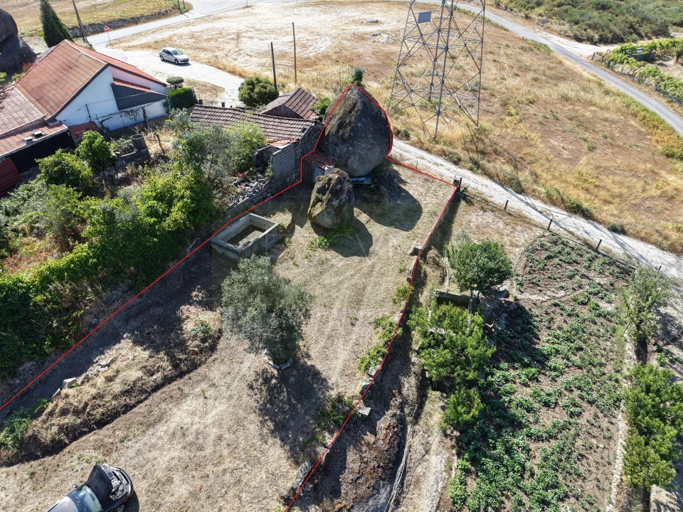 Moradia T1 para Venda em Avessadas e Rosém Foto 10