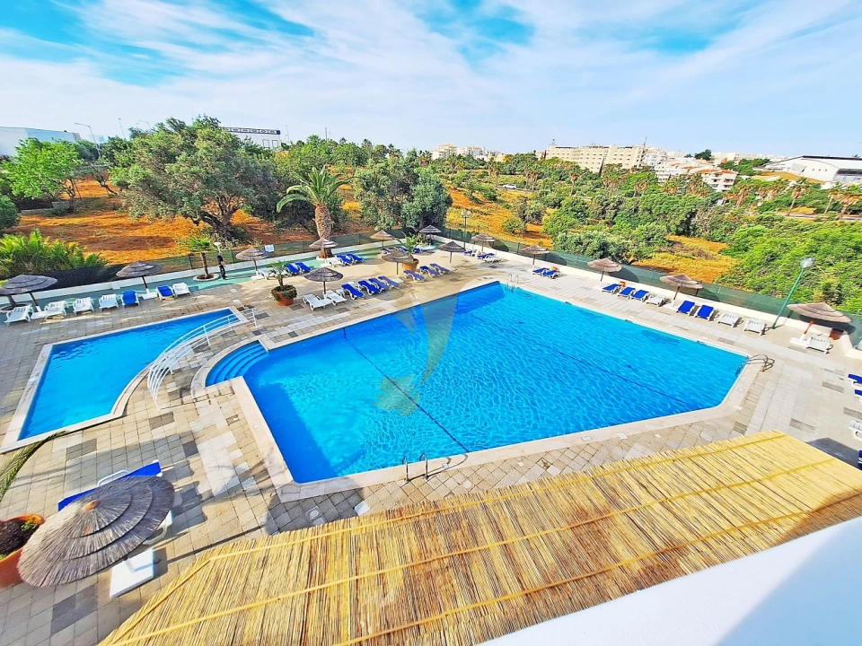 Apartamento T1 para Venda em Albufeira e Olhos de Água Foto 2