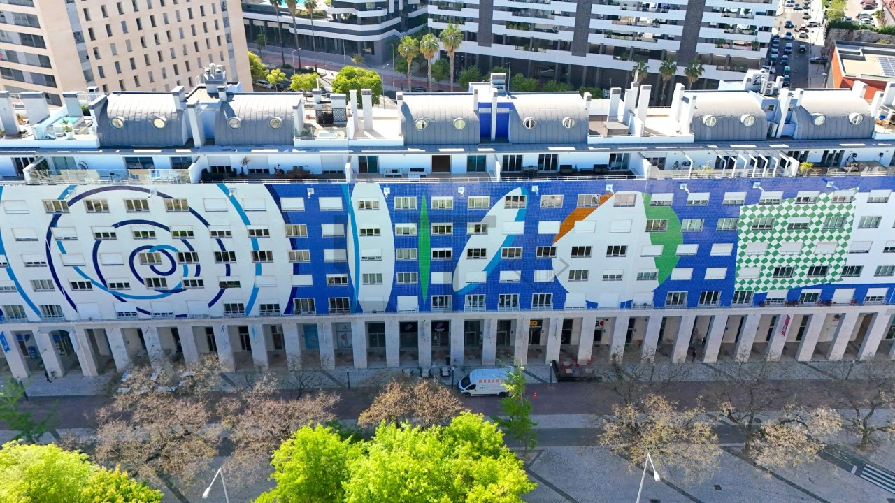 Apartamento T4 para Venda em Parque das Nações Foto 7