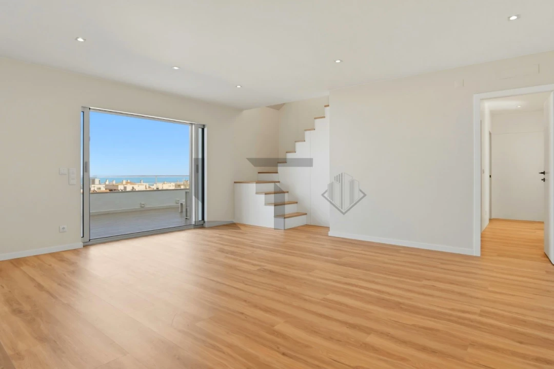 Apartamento T4 para Venda em Parque das Nações Foto 13