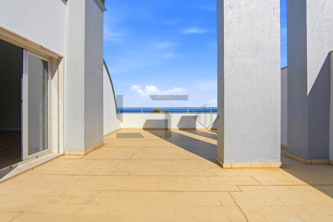 Apartamento T4 para Venda em Parque das Nações Foto 55