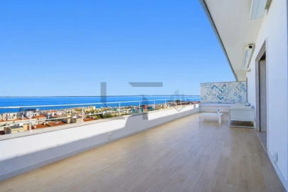 Apartamento T4 para Venda em Parque das Nações