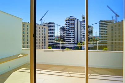 Apartamento T4 para Venda em Parque das Nações
