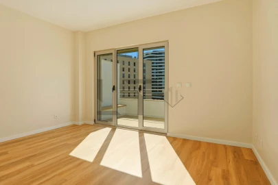 Apartamento T4 para Venda em Parque das Nações