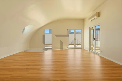 Apartamento T4 para Venda em Parque das Nações