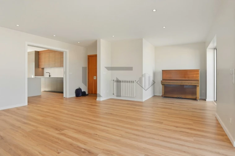 Apartamento T4 para Venda em Parque das Nações Foto 8