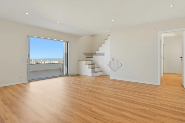 Apartamento T4 para Venda em Parque das Nações Foto 13