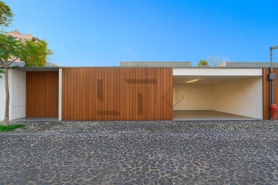 Moradia T4 para Venda em Lumiar