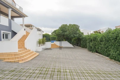 Moradia T5 para Venda em Ferragudo